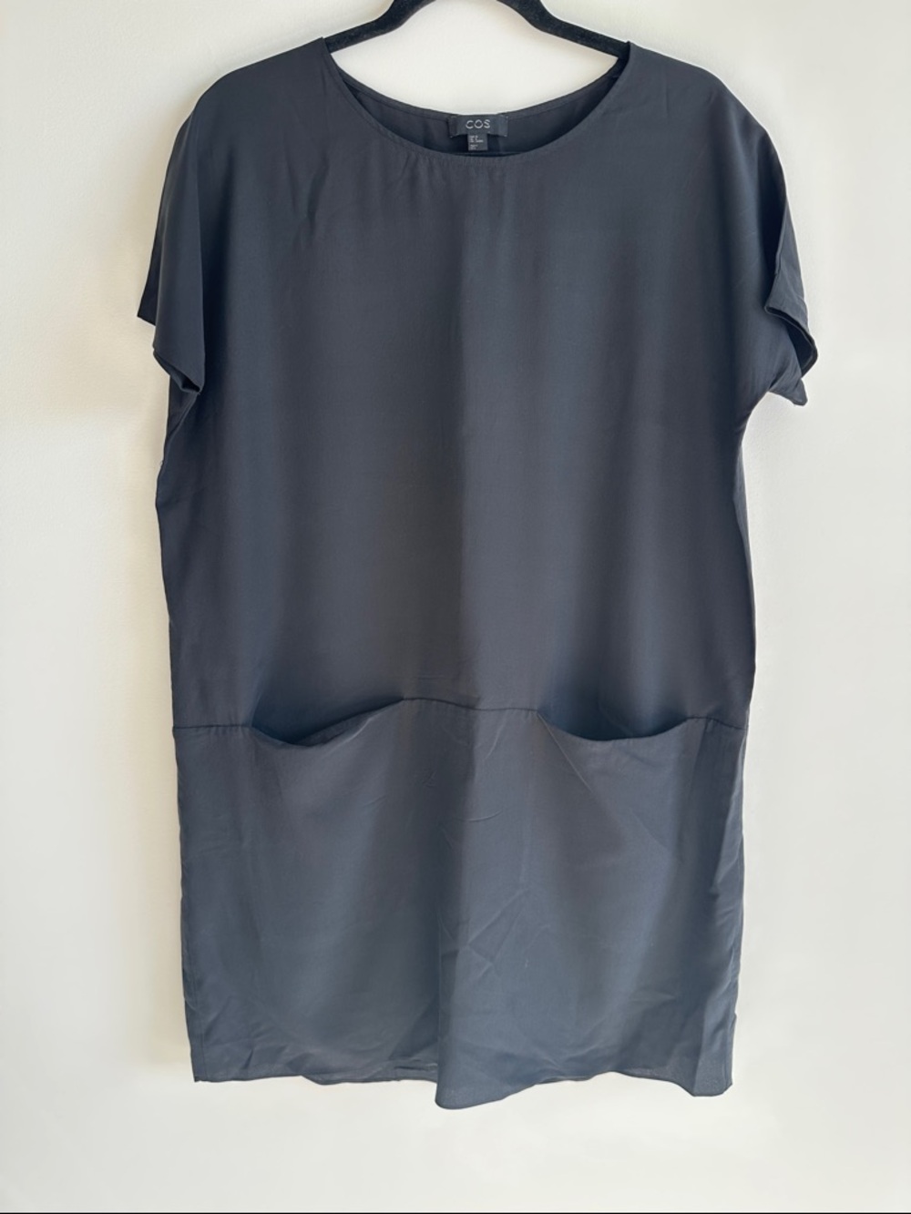 COS Black Short-Sleeve Tunic with Front Pockets
